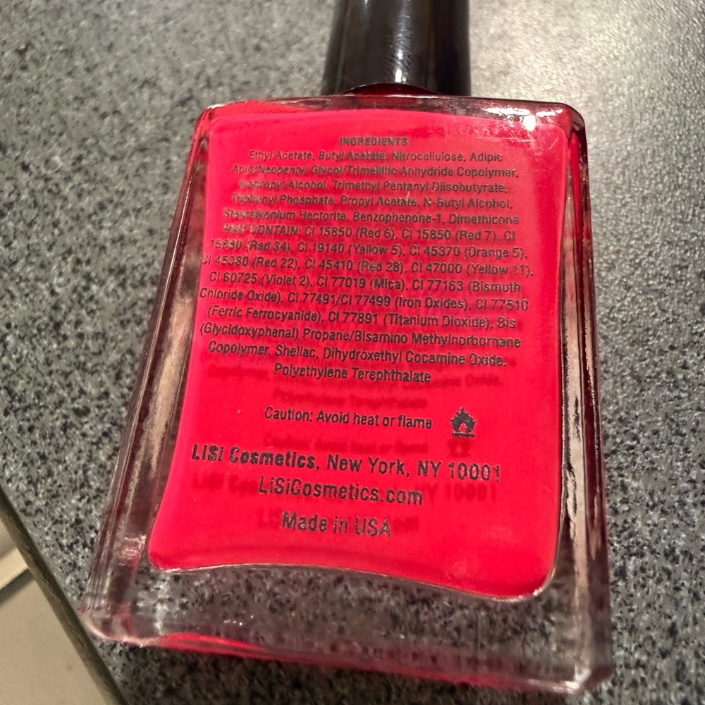 Lisi Bright Pink Nail Lacquer - Picture 2 of 7